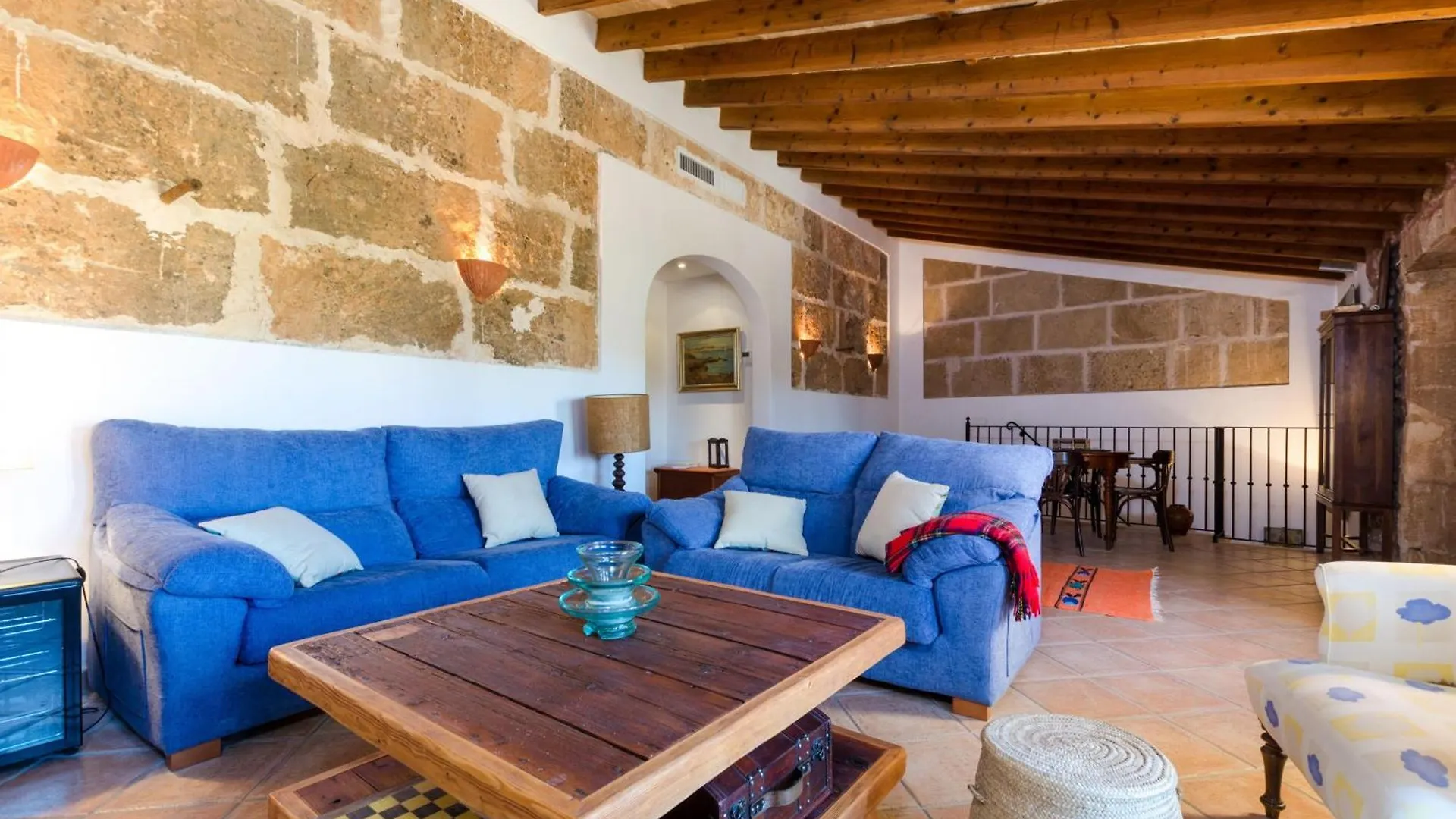 Can Mora Campos Villa